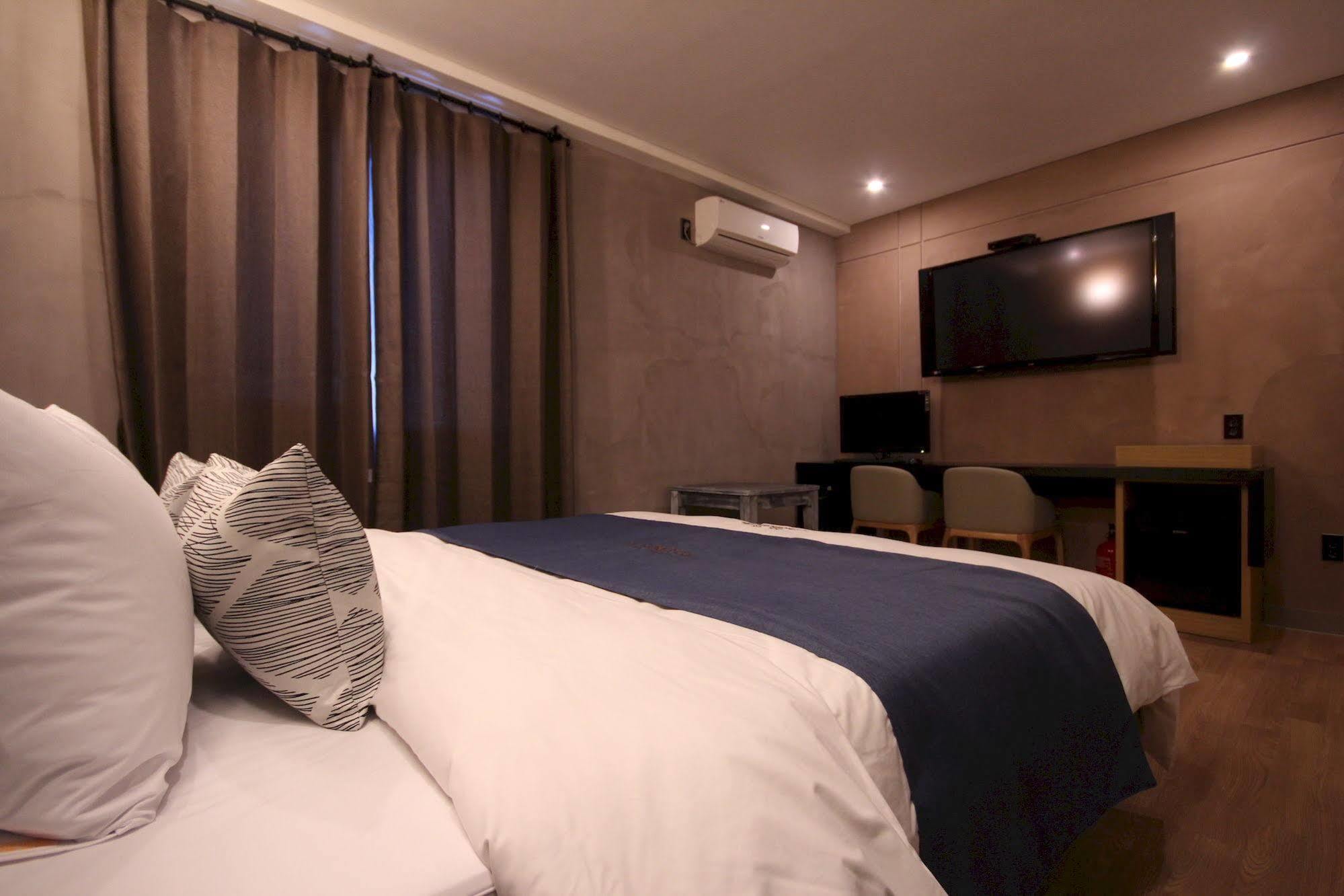 The Club Hotel Seomyeon Busan Extérieur photo