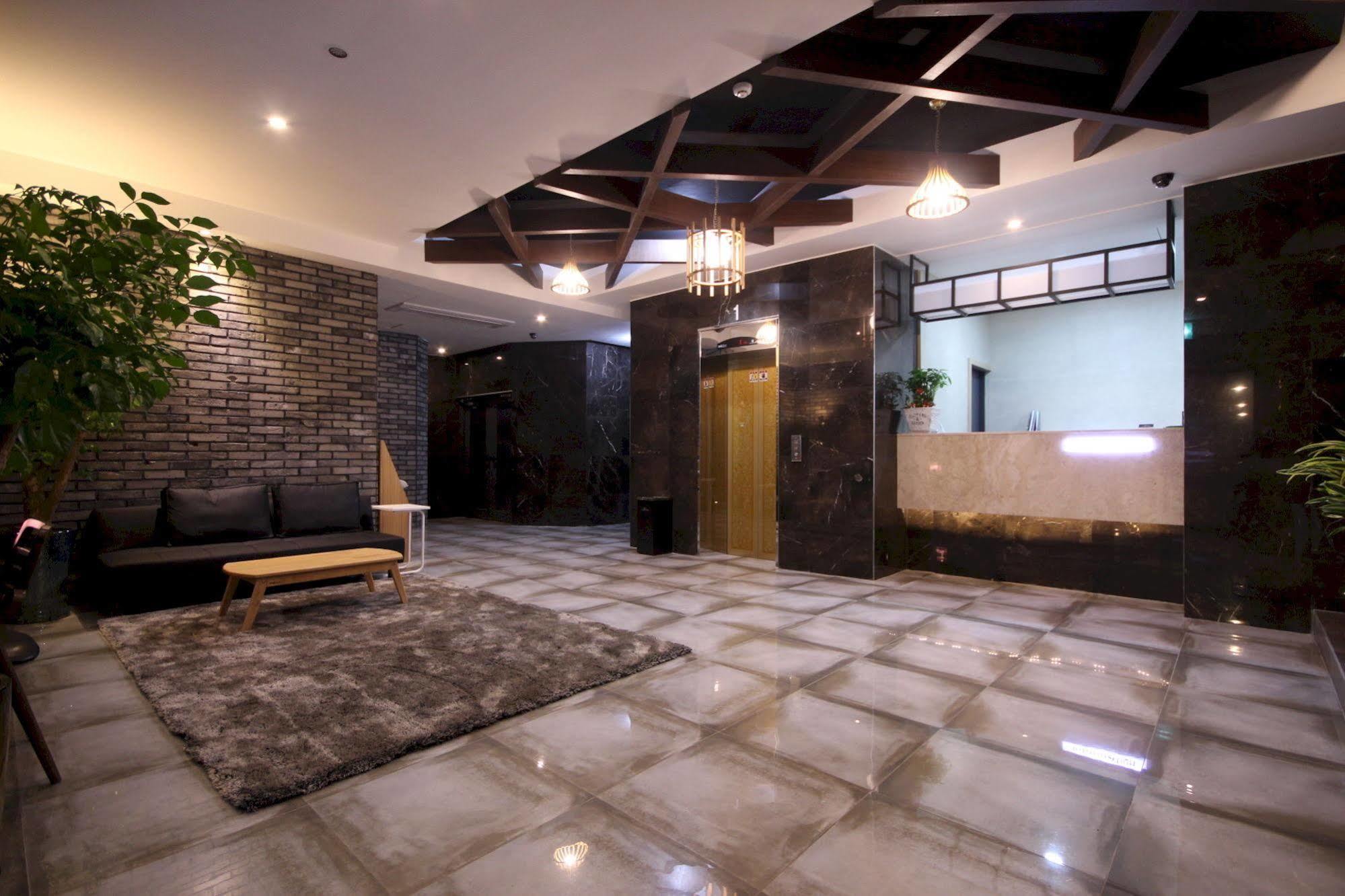 The Club Hotel Seomyeon Busan Extérieur photo